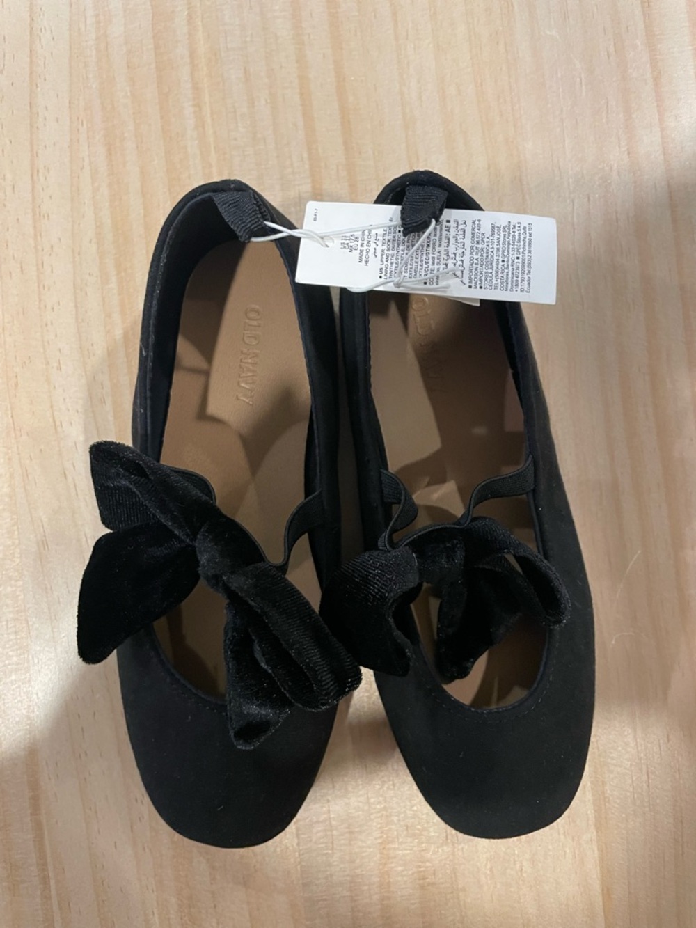 [Old Navy] NWT Girls Black Velvet Bow Ballet Flats - Size 11